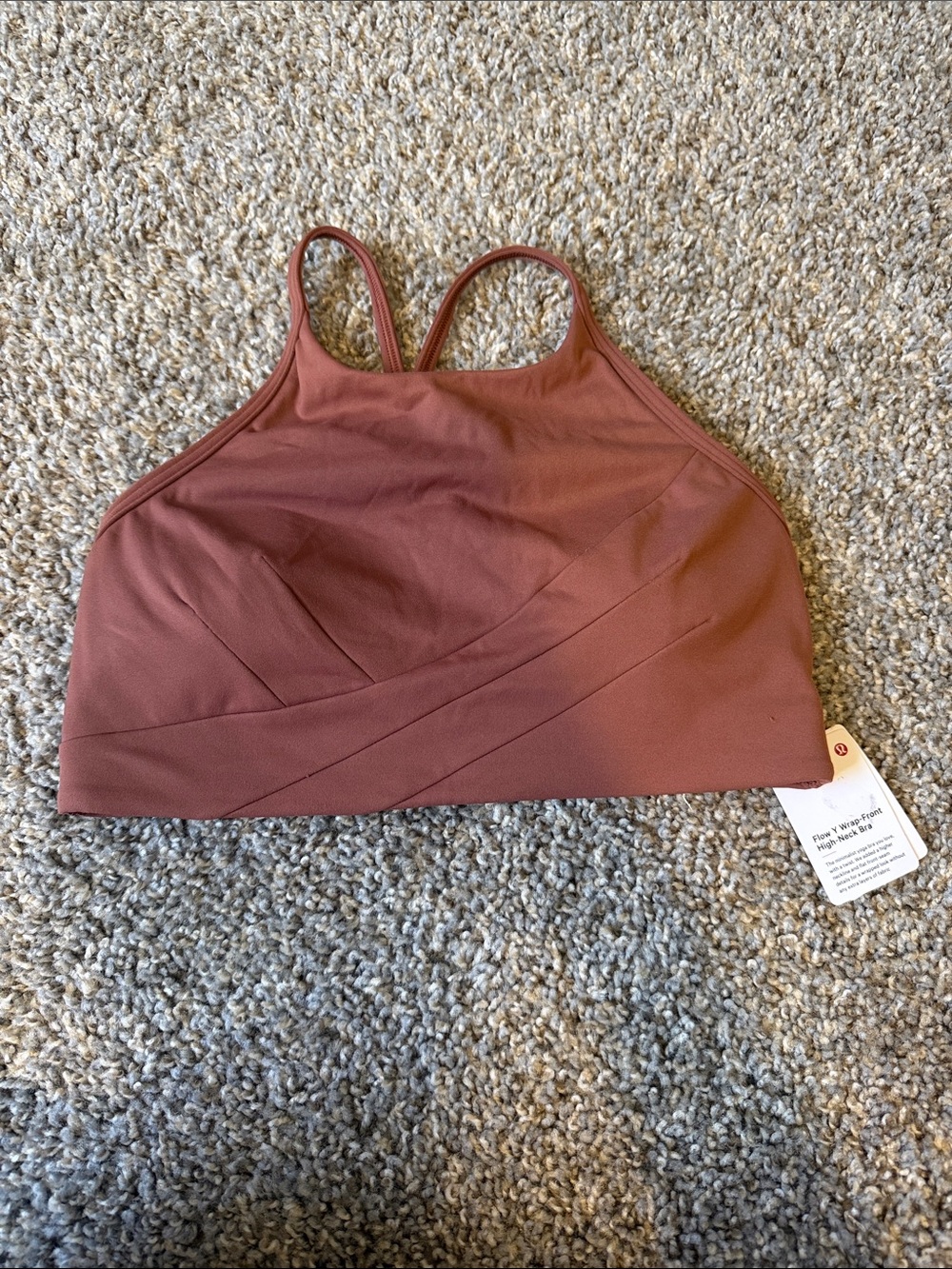 Lululemon size 6 Women's High-Neck Seamless Bralette - Rust